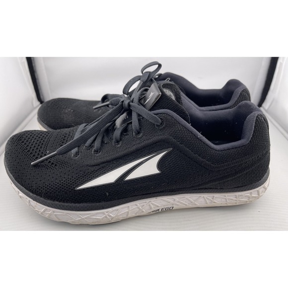 Altra Shoes - Altra Escalante Women's Size 7 Running Shoes Black Foot‎ Shape